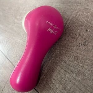 Clarisonic Mia 2 Sonic Fuschia Facial Cleansing Brush (DEVICE ONLY)